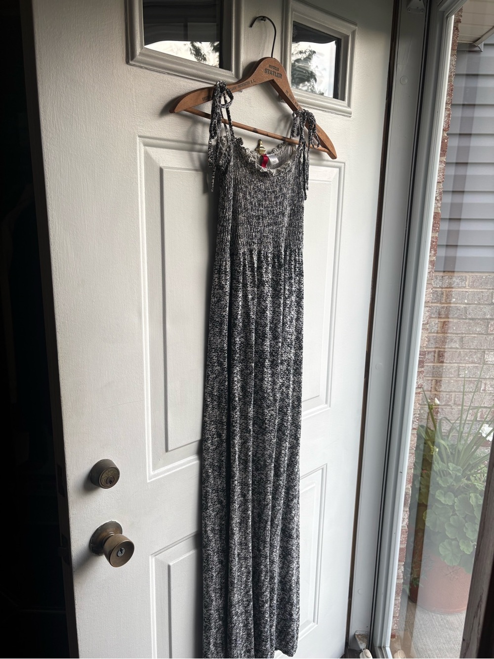 H&M Cotten Blend Smocked Sleeveless Square Neck Maxi Dress Gray White Size 4